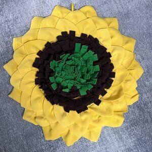 Sunflower Pet Snuffle Mat - Slow Feeder Enrichment Toy